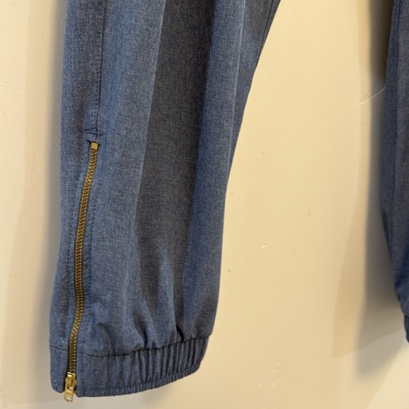 ALBION Light Blue Chambray Jetsetters Jogger Pants
Ankle Zippers Size XL - Picture 8 of 10